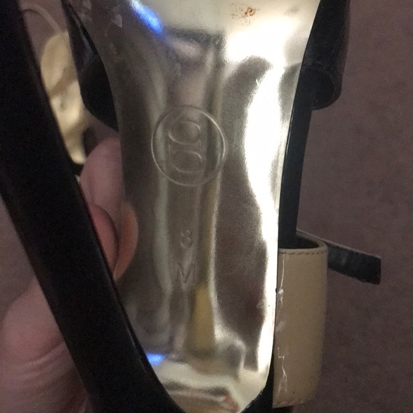 Bebe Black and Tan heels - Picture 3 of 4